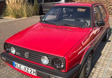 VW Golf 95.000 km 6.499 &euro; Wachtendonk 47669