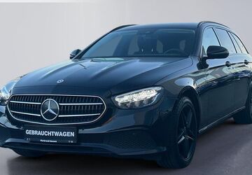 Mercedes-Benz E 300 86.785 km 28.390 &euro; Neuss 41460