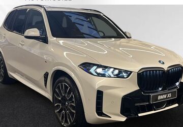 BMW X5 9.000 km 97.690 &euro; Moers 47441