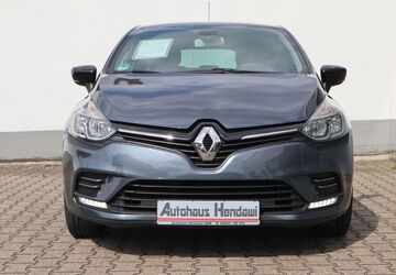 Renault Clio 85.780 km 8.990 &euro; Moers 47443