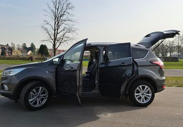 Ford Kuga 96.000 km 15.800 &euro; Krefeld 47799