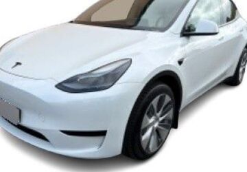 Tesla Model Y 41.650 km 30.290 &euro; Duisburg 47249