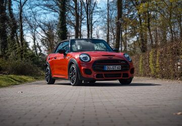 Mini John Cooper Works Cabrio 56.650 km 27.300 &euro; Krefeld 47807