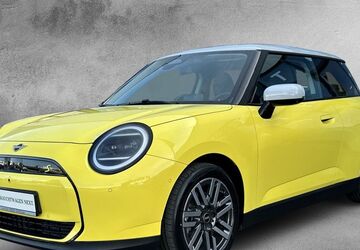 Mini Cooper SE 6.162 km 31.466 &euro; Kempen 47906