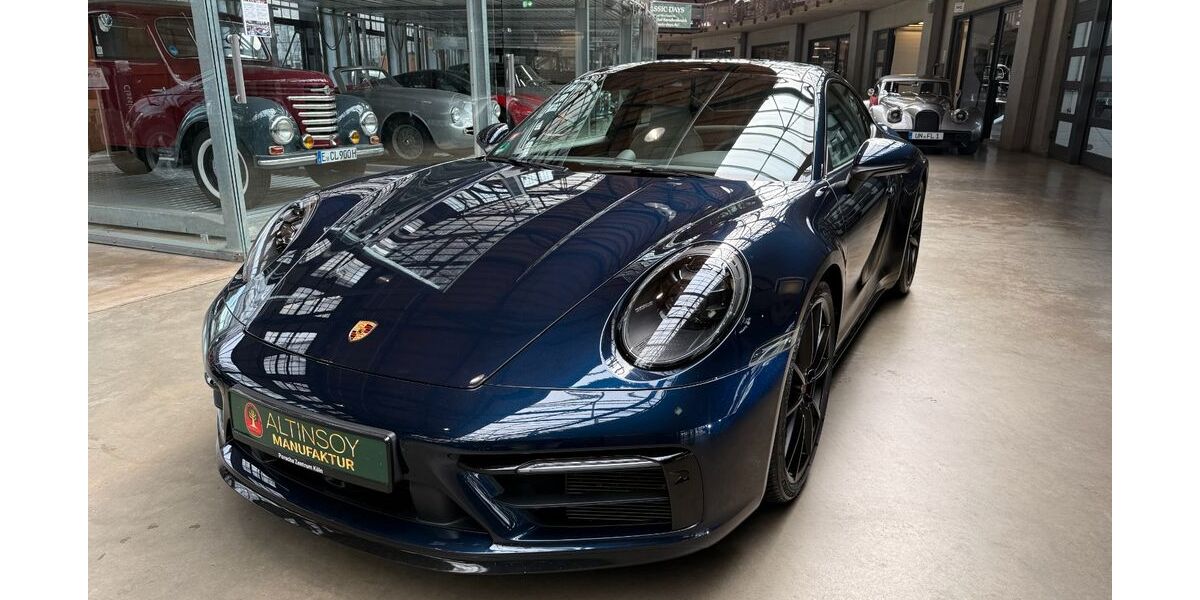Porsche 992 26.282 km 134.900 &euro; Düsseldorf 40591