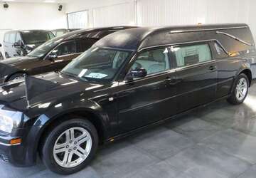 Chrysler 300C 165.568 km 20.950 &euro; Essen 45329