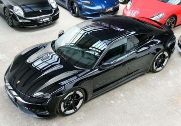 Porsche Taycan 34.813 km 81.990 &euro; Düsseldorf 40237