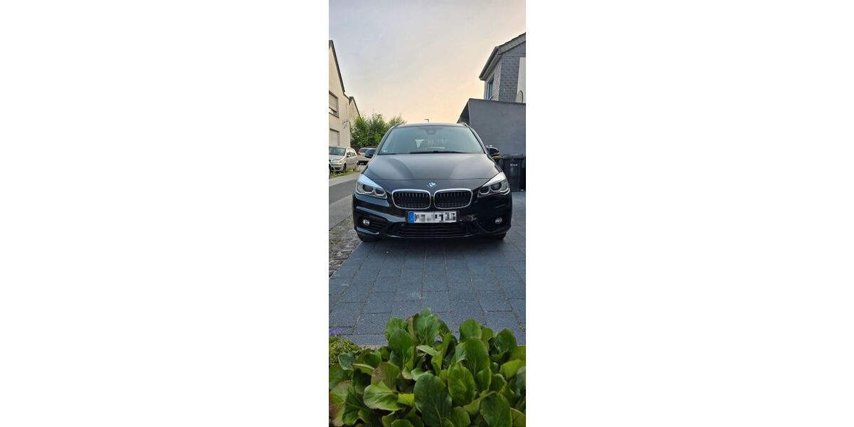 BMW 220 Gran Tourer 146.000 km 16.000 &euro; Moers 47443