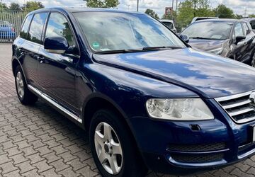 VW Touareg 242.320 km 2.800 &euro; Moers 47445