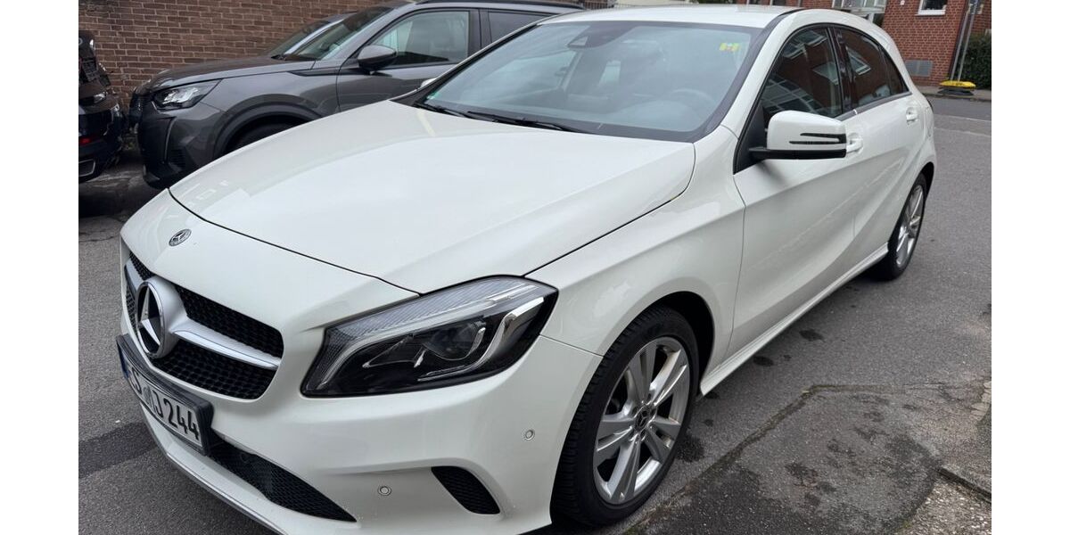 Mercedes-Benz A 180 115.000 km 14.990 &euro; Neuss 41462