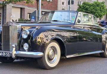 Rolls Royce Cloud 42.127 km 239.900 &euro; Düsseldorf Niederkassel 40547