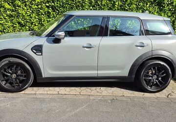 Mini One Countryman 52.891 km 18.700 &euro; Düsseldorf 40489