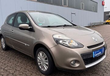 Renault Clio 18.000 km 6.490 &euro; Moers 47441