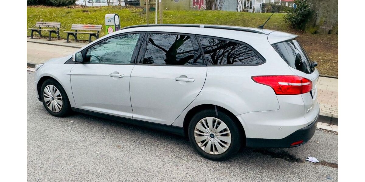 Ford Focus 136.862 km 5.250 &euro; Essen 45307