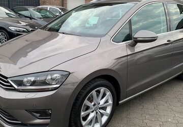 VW Golf Sportsvan 105.000 km 14.950 &euro; Moers 47443