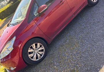 Peugeot 208 174.000 km 3.000 &euro; Bottrop 46244