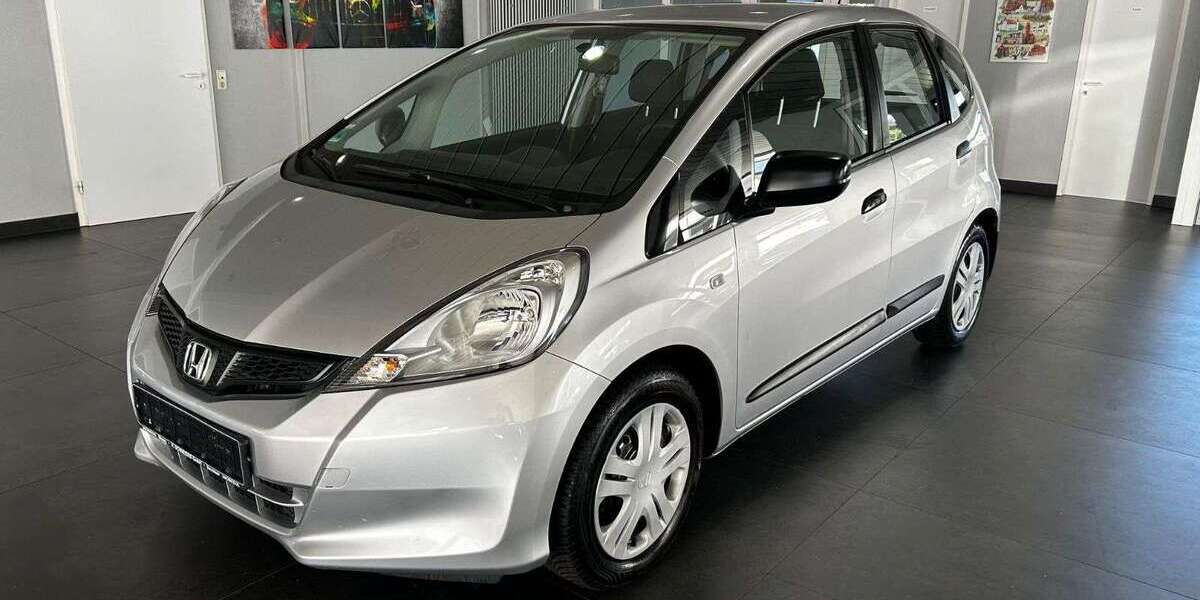Honda Jazz 76.000 km 6.950 &euro; Kamp Lintfort 47475