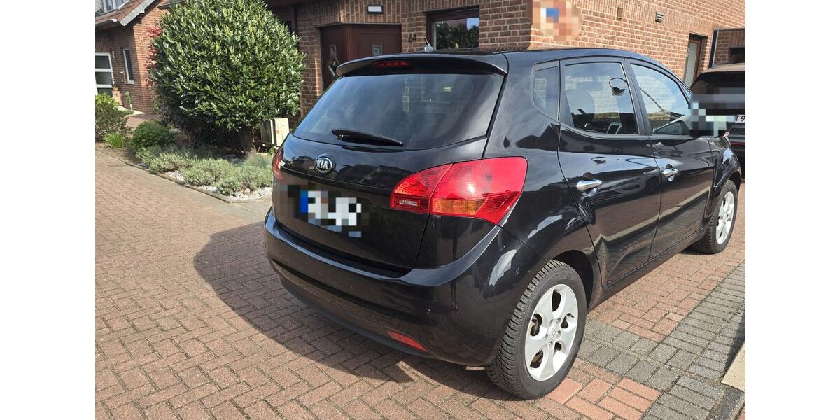 Kia Venga 79.000 km 6.900 &euro; Duisburg 47178