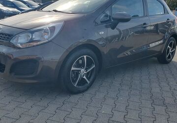Kia Rio 89.987 km 6.999 &euro; Essen 45326