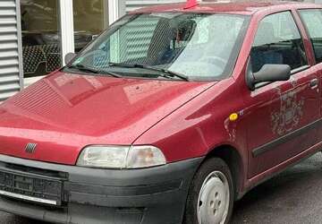 Fiat Punto 133.500 km 699 &euro; Krefeld 47809