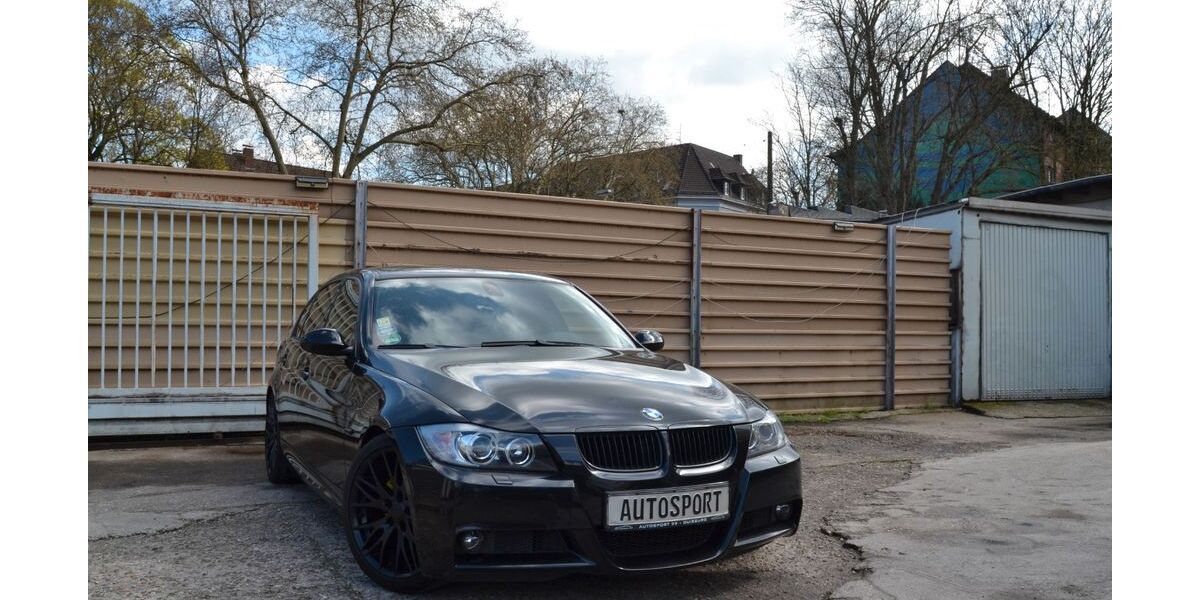 BMW 330 111.000 km 18.480 &euro; Duisburg 47166