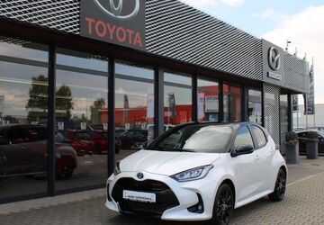 Toyota Yaris 35.647 km 23.492 &euro; Moers 47441