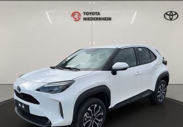 Toyota Yaris Cross 5.000 km 31.333 &euro; Krefeld 47809