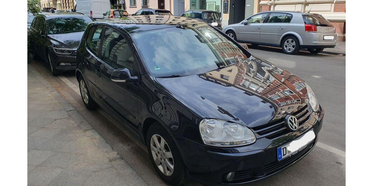 VW Golf 92.500 km 5.990 &euro; Düsseldorf 40477