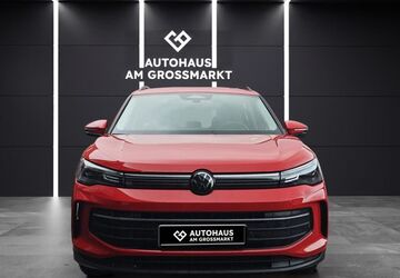 VW Tiguan 14.000 km 35.900 &euro; Duisburg 47059