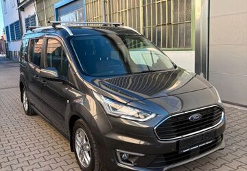 Ford Grand Tourneo 38.019 km 17.990 &euro; Düsseldorf 40231