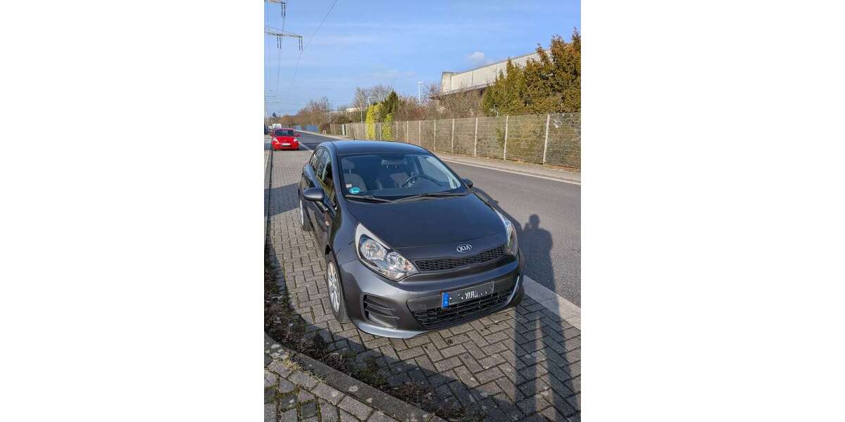 Kia Rio 120.000 km 8.500 &euro; Kamp-Lintfort 47475