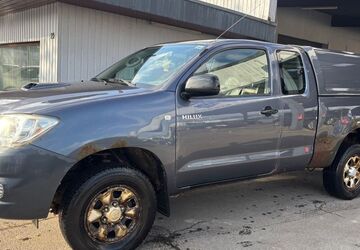 Toyota Hilux 312.000 km 8.290 &euro; Essen 45356