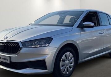 Skoda Fabia 20.737 km 15.980 &euro; Düsseldorf 40589