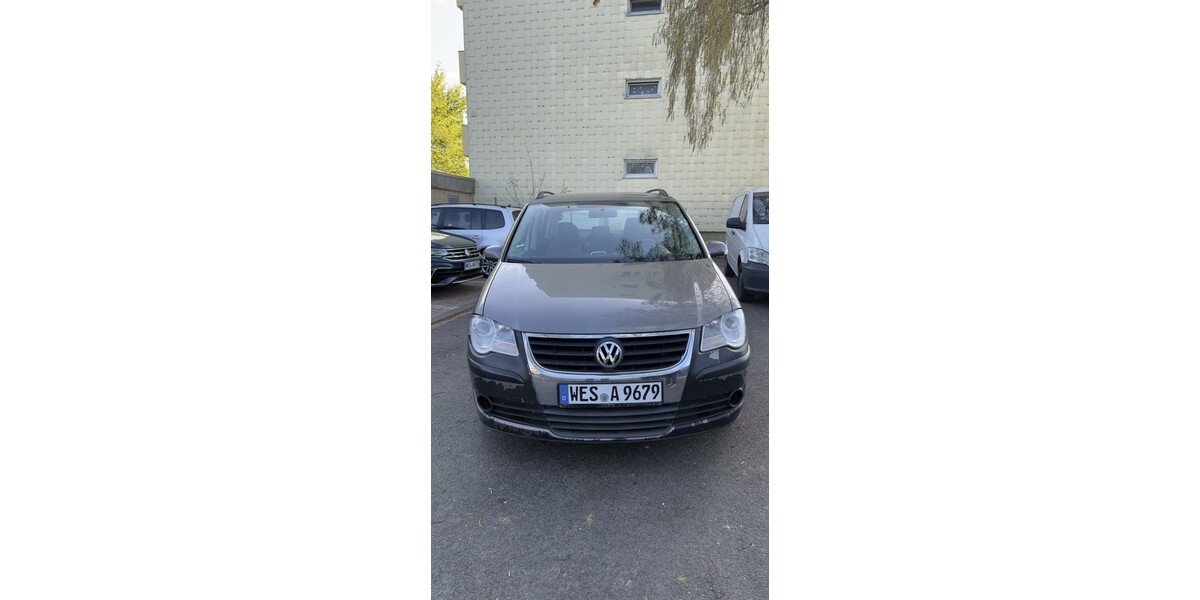 VW Touran 176.299 km 3.650 &euro; Rheinberg 47495