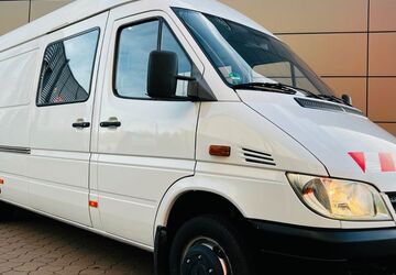 Mercedes-Benz Sprinter 139.500 km 11.900 &euro; Bottrop 46242