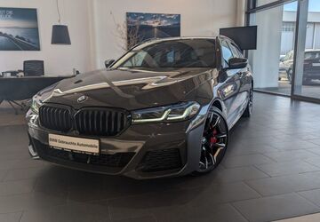 BMW 540 102.134 km 43.880 &euro; Duisburg 47119
