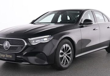 Mercedes-Benz E 220 13.998 km 49.445 &euro; Essen 45309