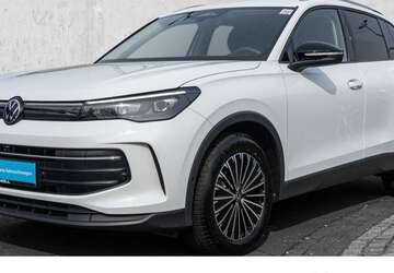 VW Tiguan 10.662 km 33.890 &euro; Düsseldorf 40474