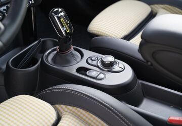 Mini Cooper SE 21.401 km 24.500 &euro; Viersen 41748