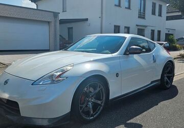 Nissan 370Z 151.000 km 28.999 &euro; Krefeld 47829