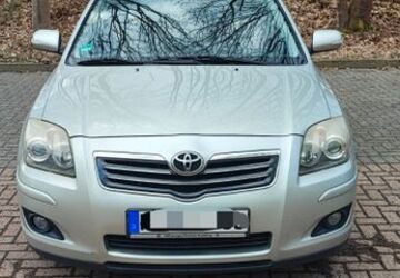 Toyota Avensis 217.000 km 3.500 &euro; Neuss 41469
