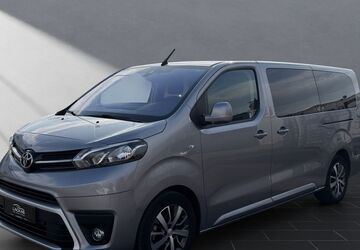 Toyota Proace (Verso) 32.556 km 34.950 &euro; Wesel 46485