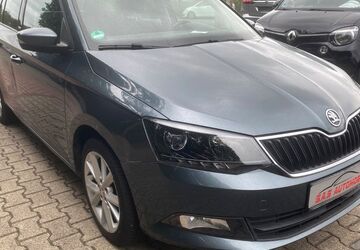 Skoda Fabia 152.340 km 4.300 &euro; Moers 47445