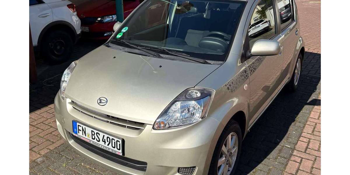 Daihatsu Sirion 61.400 km 2.750 &euro; Duisburg, Stadt 47167