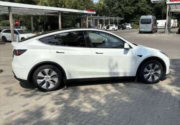 Tesla Model Y 42.000 km 35.900 &euro; Krefeld 47839