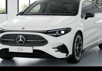 Mercedes-Benz CLA 200 9.900 km 48.690 &euro; Duisburg 47138