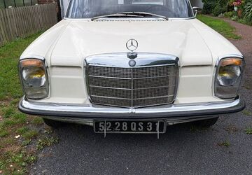 Mercedes-Benz 220 138.000 km 16.950 &euro; Duisburg 47259