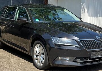 Skoda Superb 194.705 km 12.200 &euro; Moers 47445