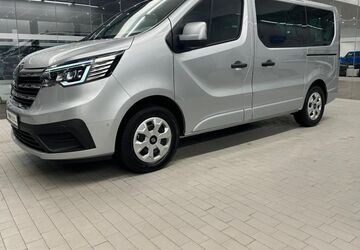 Renault Trafic 23.906 km 36.880 &euro; Oberhausen (am CentrO) 46047