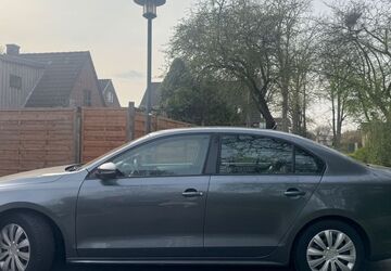 VW Jetta 195.000 km 4.250 &euro; Kempen 47906